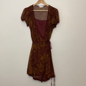 To the max burgundy wrap dress size 6
